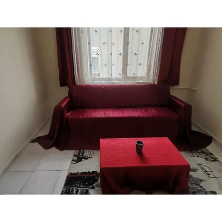 Hotel Opium